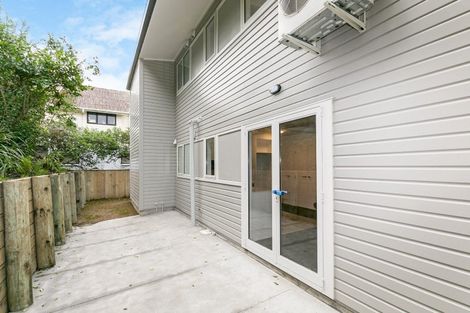 Photo of property in 7/74 Derwent Street, Island Bay, Wellington, 6023
