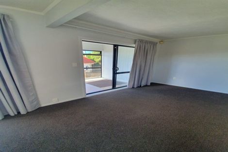 Photo of property in 113 Percy Dyett Drive, Karori, Wellington, 6012