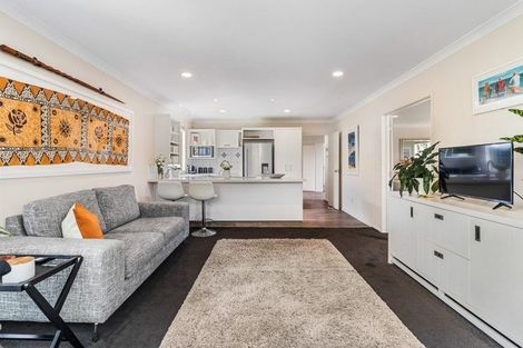 Photo of property in 17 Eaglemont Drive, East Tamaki Heights, Auckland, 2016