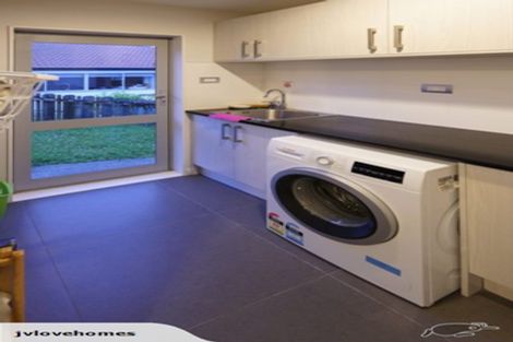 Photo of property in 10 Bayside Drive, Browns Bay, Auckland, 0630