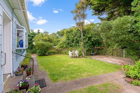 Photo of property in 102 Rosetta Road, Raumati South, Paraparaumu, 5032