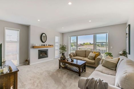 Photo of property in 9 Baxendale Drive, Matipo Heights, Rotorua, 3015