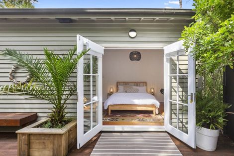 Photo of property in 104c Greenslade Road, Raglan, 3295