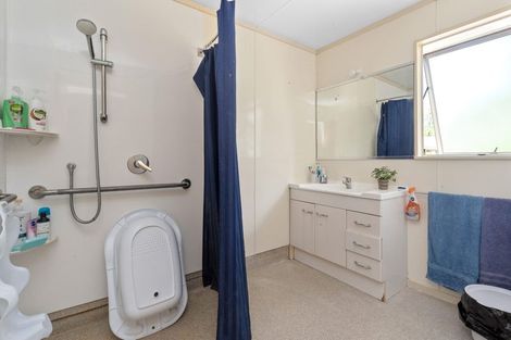 Photo of property in 8b Glover Place, Onerahi, Whangarei, 0110