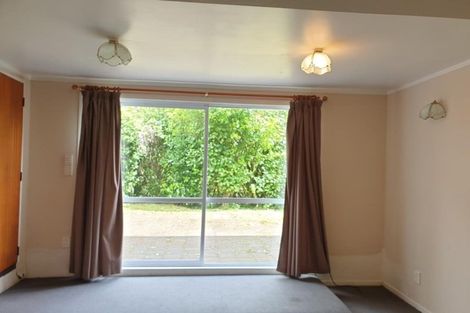 Photo of property in 58a Raroa Terrace, Tawa, Wellington, 5028