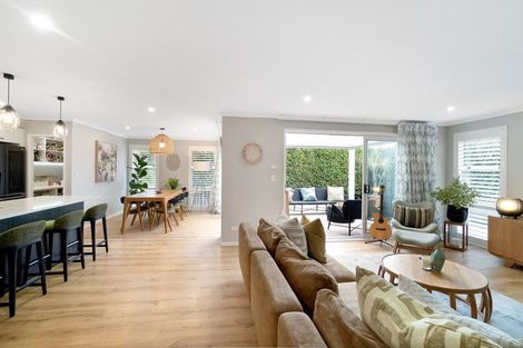 Photo of property in 48a Amorino Drive, Red Beach, 0932