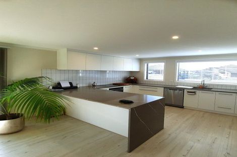 Photo of property in 5 Omahuru Road, Glenbrook, 2681