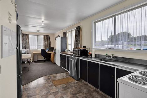 Photo of property in 11 Tui Place, Bell Block, New Plymouth, 4312