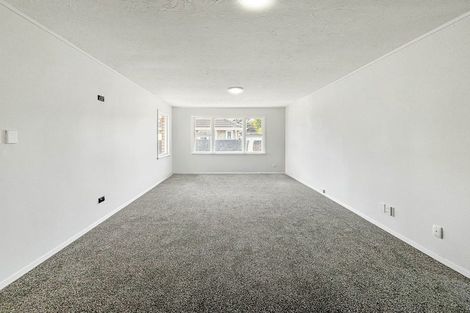 Photo of property in 22 Vancouver Crescent, Wainoni, Christchurch, 8061