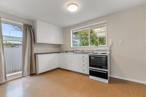 Photo of property in 2/2 Bayswater Crescent, Bromley, Christchurch, 8062