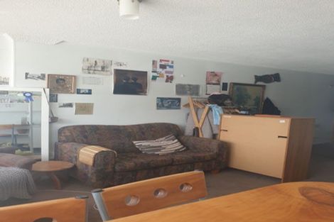 Photo of property in Churchill Flats, 213 The Terrace, Wellington Central, Wellington, 6011