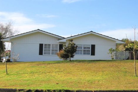 Photo of property in 28 Crawford Crescent, Te Kamo, Whangarei, 0112