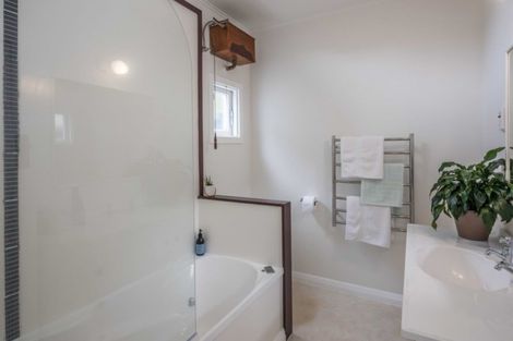 Photo of property in 46 Honiana Te Puni Street, Aro Valley, Wellington, 6021