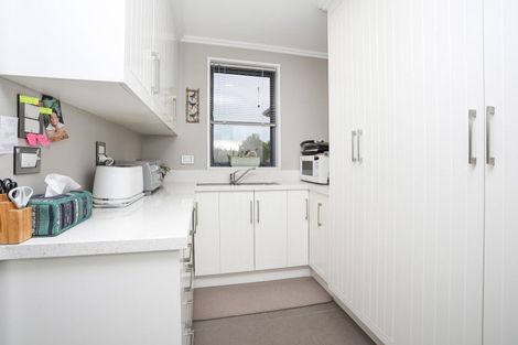 Photo of property in 41 Arcadia Place, Seaward Bush, Invercargill, 9812