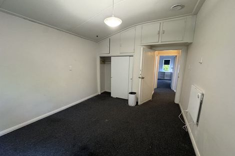 Photo of property in 6 Epsom Way, Karori, Wellington, 6012