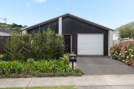 Photo of property in 16 Saint Pauls Drive, Brookfield, Tauranga, 3110