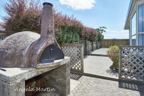 Photo of property in 96 Kelvin Grove Road, Kelvin Grove, Palmerston North, 4414