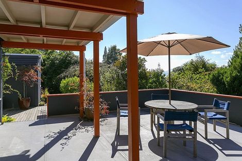 Photo of property in 16 Brunette Drive, Acacia Bay, Taupo, 3330