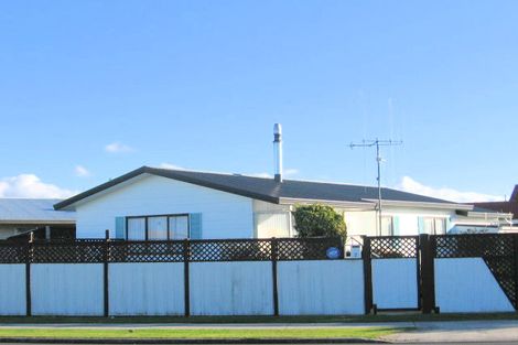 Photo of property in 2 Katerini Grove, Papamoa Beach, Papamoa, 3118