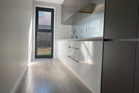 Photo of property in 5 May Potter Close, Oteha, Auckland, 0632