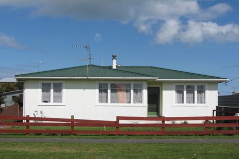 Photo of property in 34a Titoki Street, Castlecliff, Whanganui, 4501