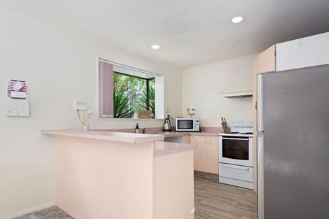 Photo of property in 19 Webb Place, Papamoa Beach, Papamoa, 3118