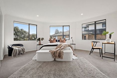 Photo of property in 45 Kittiwake Drive, Schnapper Rock, Auckland, 0632
