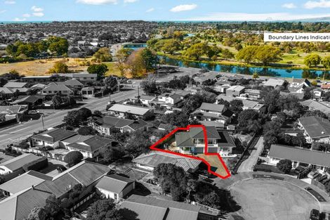 Photo of property in 2/19 De Bloge Place, Burwood, Christchurch, 8061