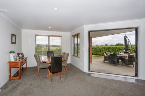 Photo of property in 13 Springvale Road, Waiuku, 2123