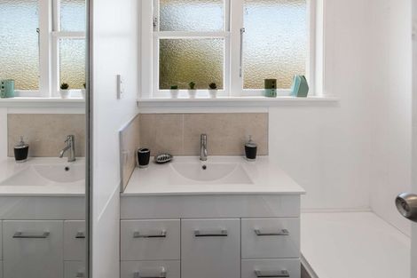 Photo of property in 17 Dorset Street, Levin, 5510