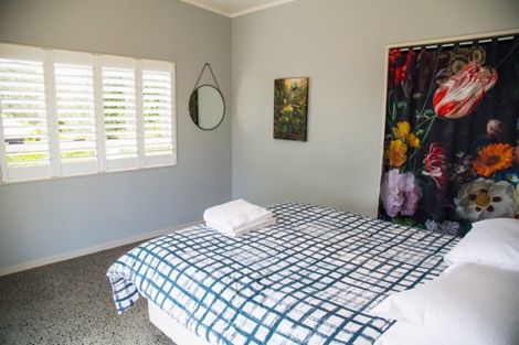 Photo of property in 19 Emmerdale Drive, Hahei, Whitianga, 3591