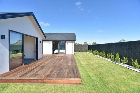 Photo of property in 10 Twin Meadows Drive, Casebrook, Christchurch, 8051
