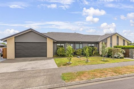 Photo of property in 2 Pohatu Lane, Otaki, 5512