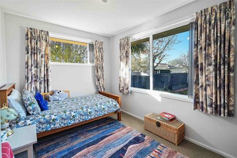 Photo of property in 22 Kathleen Crescent, Hornby, Christchurch, 8042