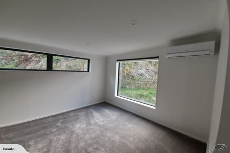 Photo of property in 31 Percy Dyett Drive, Karori, Wellington, 6012