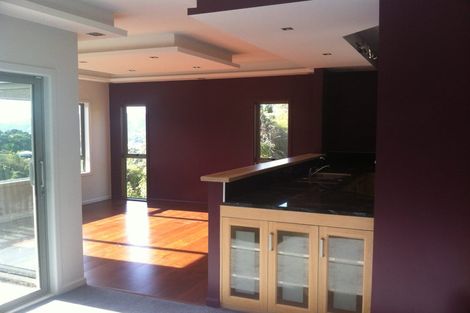 Photo of property in 58 Miromiro Road, Normandale, Lower Hutt, 5010