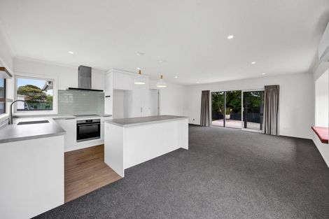 Photo of property in 4 Maralyn Place, Bell Block, New Plymouth, 4312