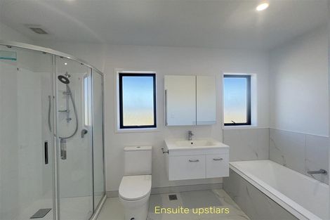 Photo of property in 2 Kaitiaki Drive, Clarks Beach, 2122