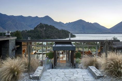 Photo of property in 6 Fishermans Lane, Mount Creighton, Queenstown, 9371