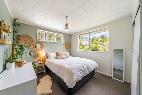 Photo of property in 1a Wyndham Road, Pinehaven, Upper Hutt, 5019