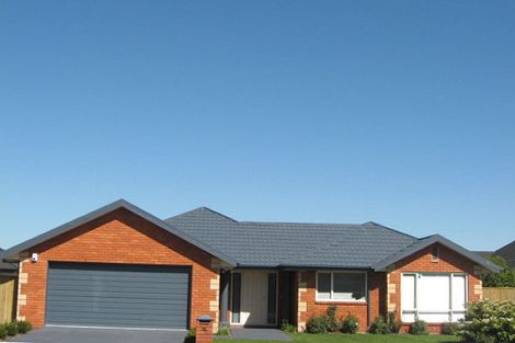 Photo of property in 43 Grimseys Road, Redwood, Christchurch, 8051