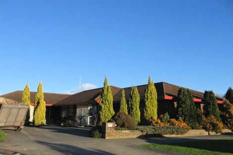 Photo of property in 121 John F Kennedy Drive, Milson, Palmerston North, 4414