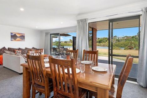 Photo of property in 6 Pukeko Street, Ruakaka, 0116