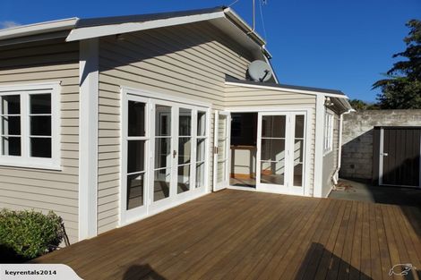 Photo of property in 4 Willoughby Street, Woburn, Lower Hutt, 5010