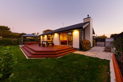 Photo of property in 23 Raglan Avenue, Cloverlea, Palmerston North, 4412