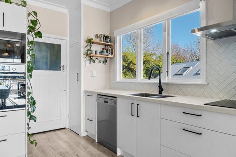 Photo of property in 26 Mill Road, Lower Vogeltown, New Plymouth, 4310