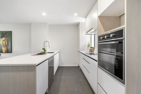 Photo of property in 198 Forrest Hill Road, Forrest Hill, Auckland, 0620