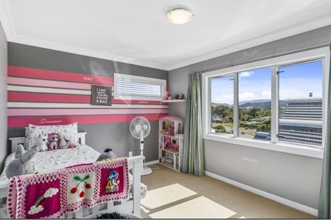 Photo of property in 19 Navigation Drive, Whitby, Porirua, 5024