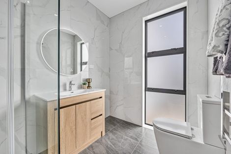 Photo of property in 17a Alexandra Street, Riverhead, 0820