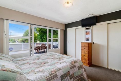Photo of property in 56 Grand Vue Road, Kawaha Point, Rotorua, 3010